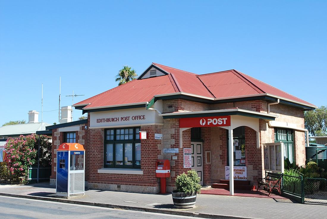 Postgebäude